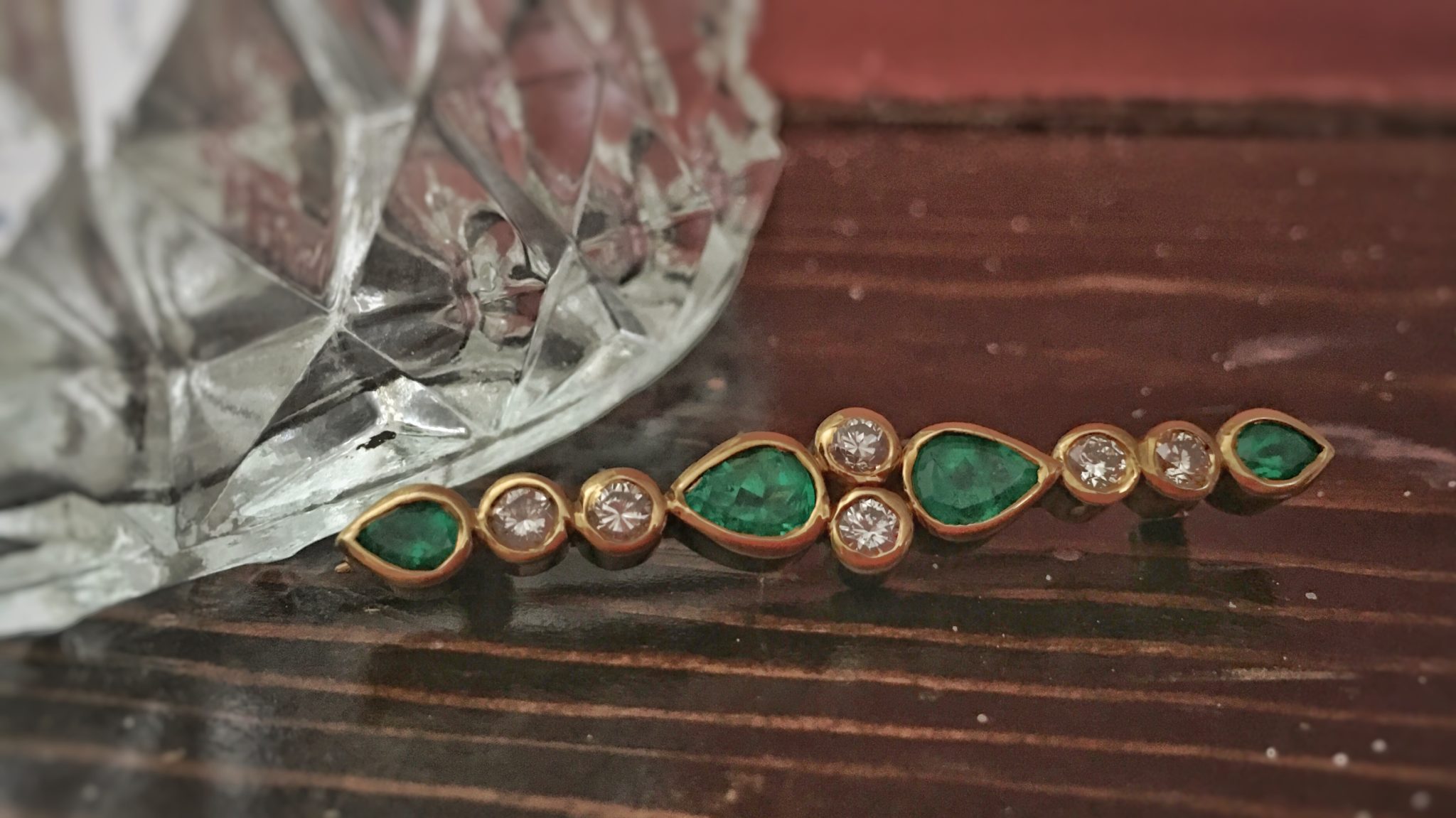 Estate Vintage 18kt Yellow Gold Emerald and Diamond Bar Pin