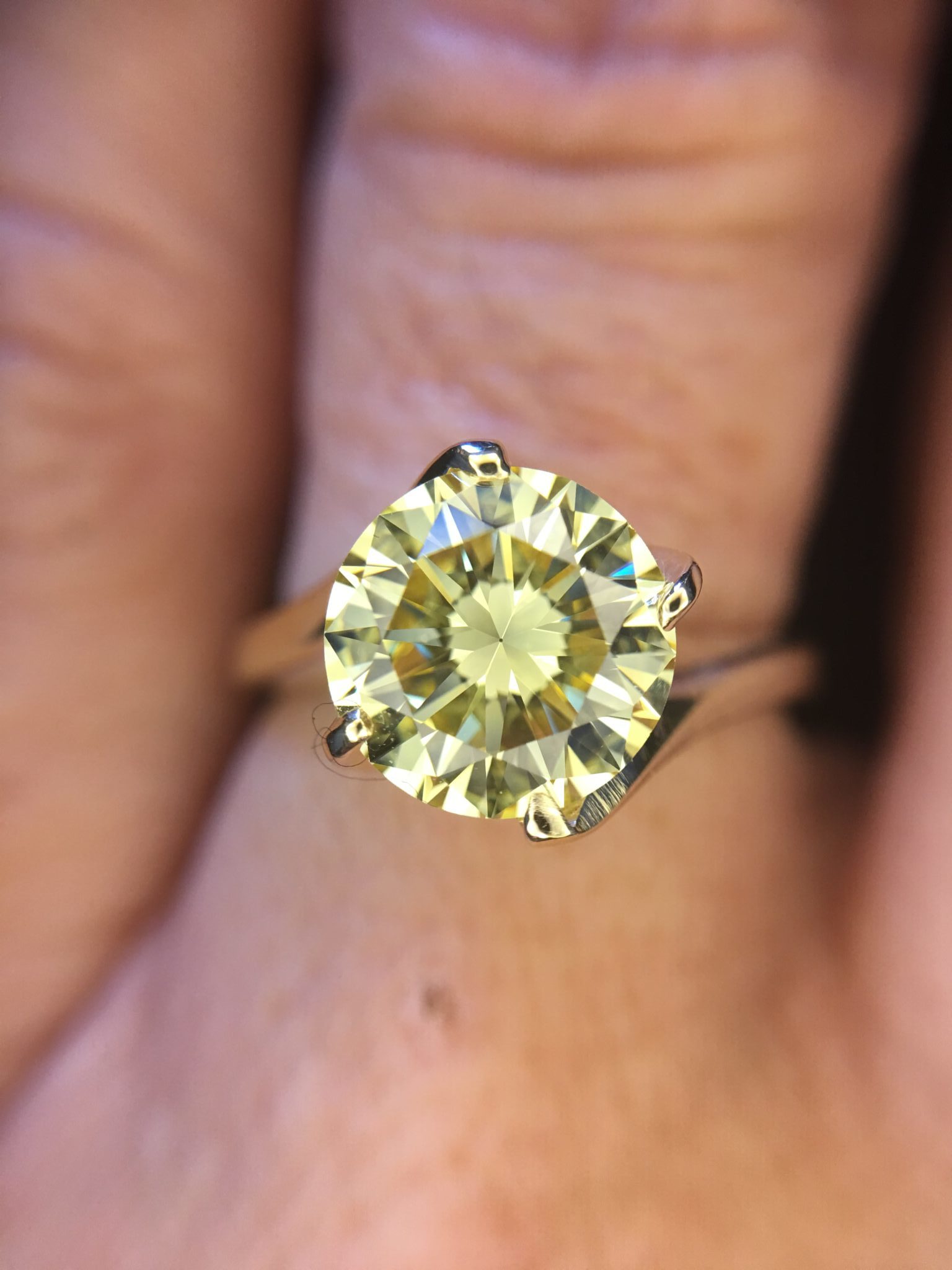 Vintage Fancy Yellow Round Brilliant Cut Diamond Ring GIA (1.94cts)