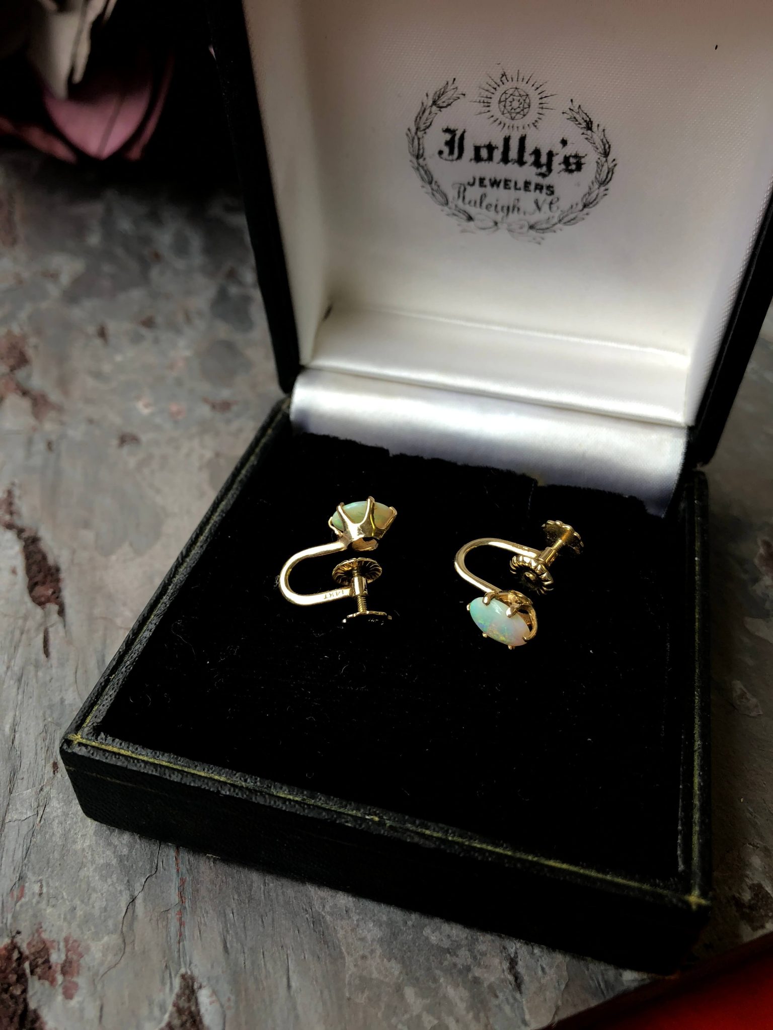 Retro Modern 14kt Yellow Gold Opal Solitaire Earrings (Vintage)